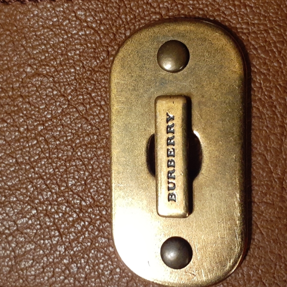 BURBERRY MIRROR/ LEATHER CASE NWT KEY RING RARE - Picture 2 of 7